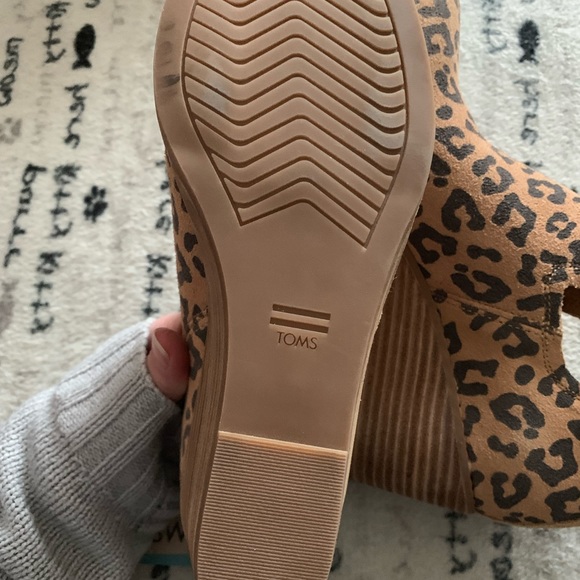 Tom’s kallie Ortholite comfort foam ankle boots Leopard print suede size 7.5 NEW - Picture 12 of 16